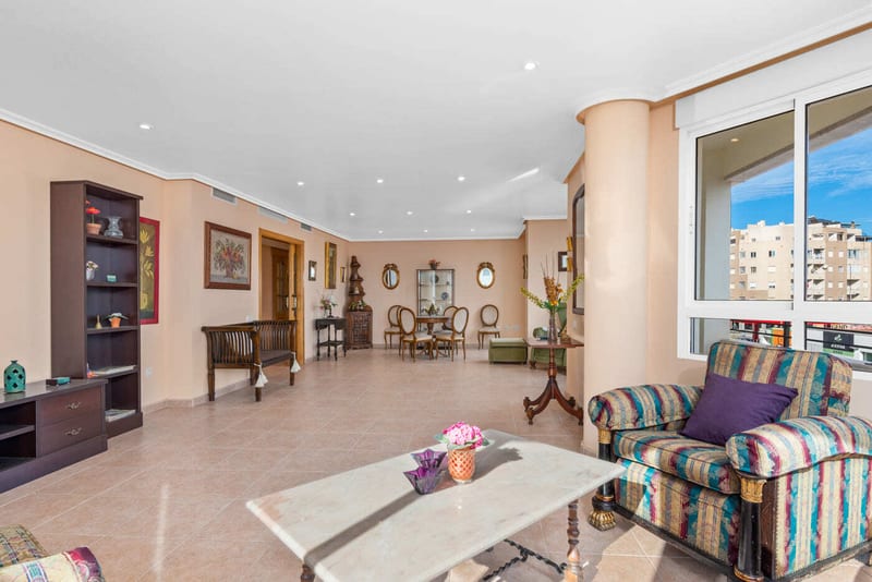 Open photo Listing photo