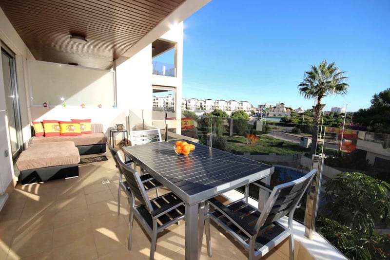 Open photo Listing photo