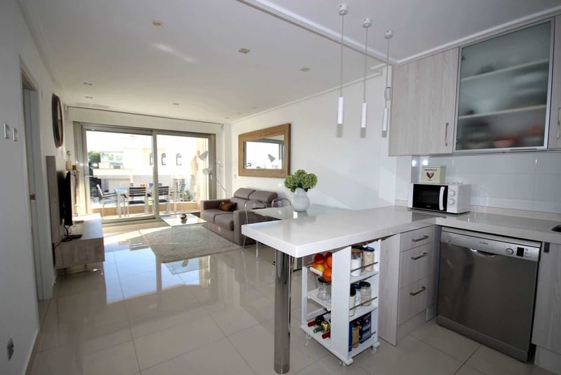 Open photo Listing photo