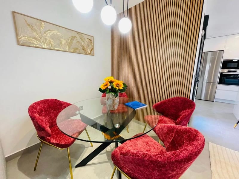 Open photo Listing photo