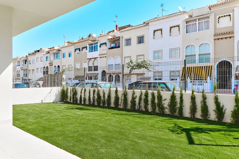 Open photo Listing photo