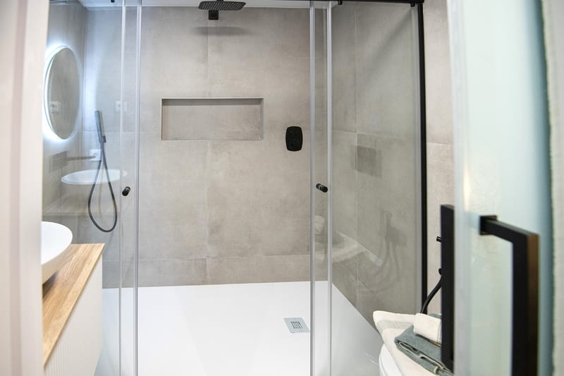 Open photo Listing photo