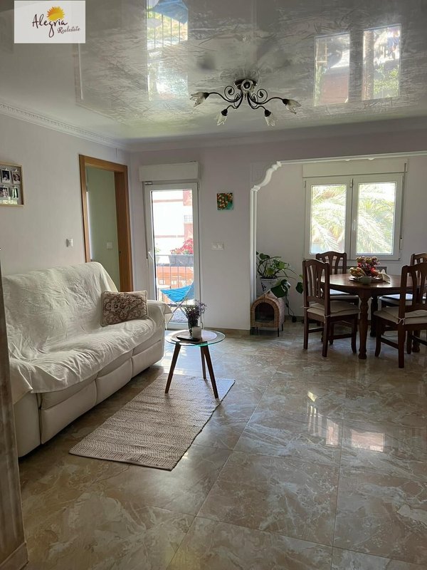 Open photo Listing photo