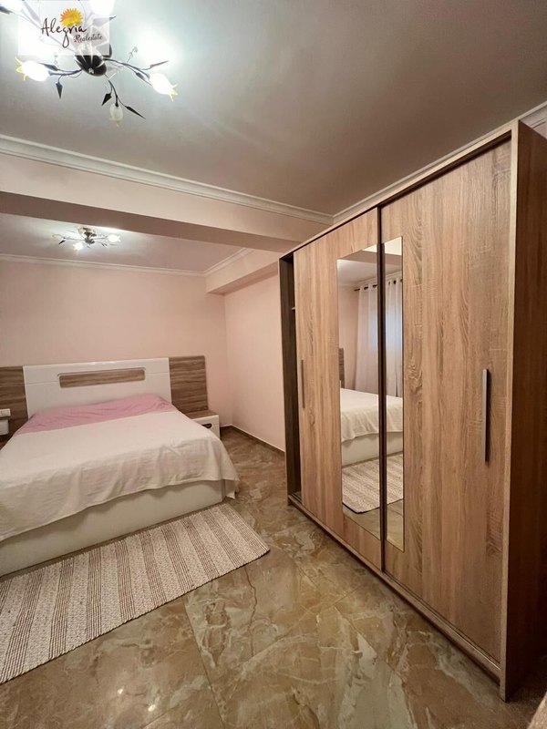 Open photo Listing photo