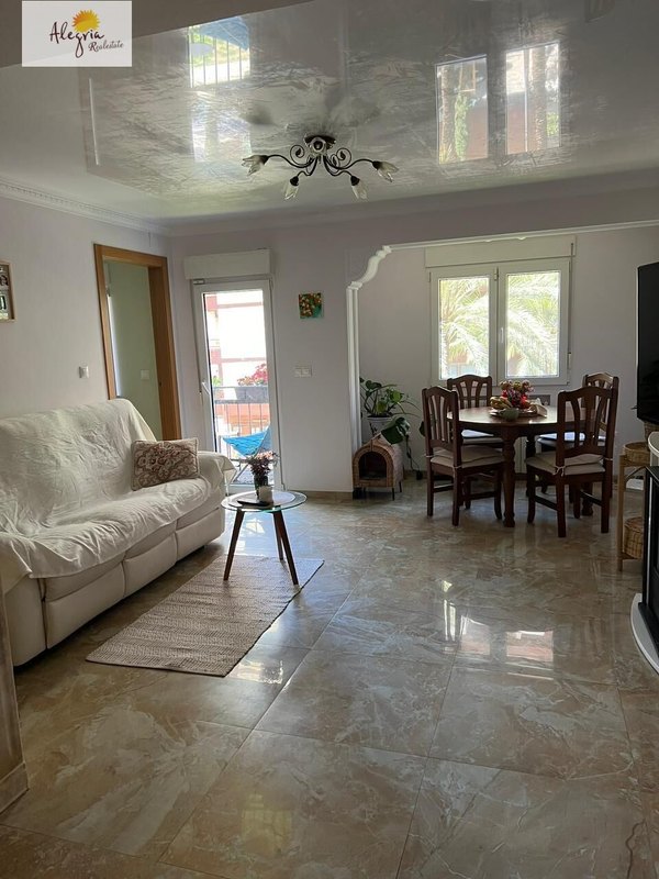 Open photo Listing photo