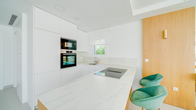 Open photo Listing photo