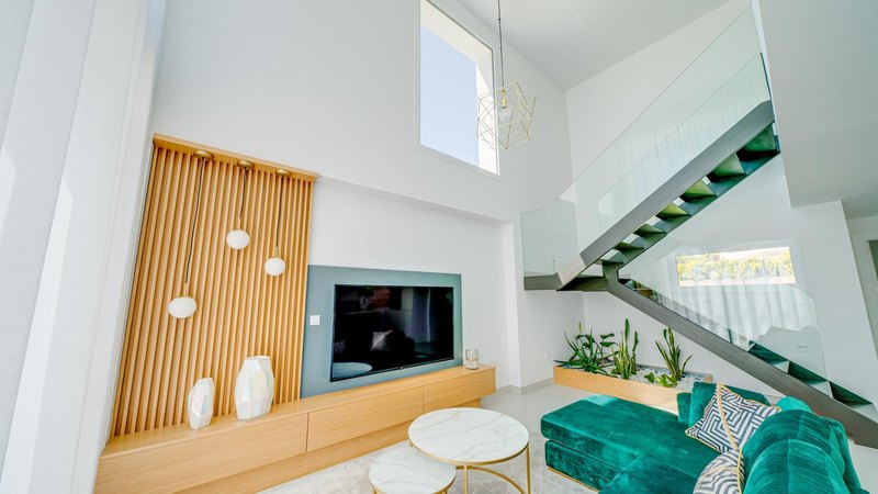 Open photo Listing photo