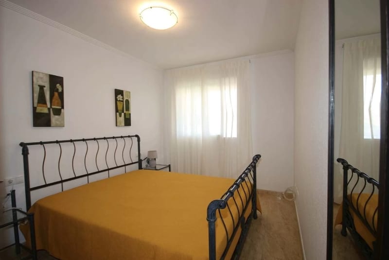 Open photo Listing photo