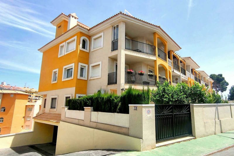 Open photo Listing photo