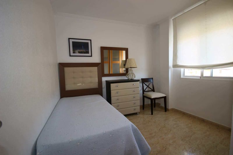 Open photo Listing photo