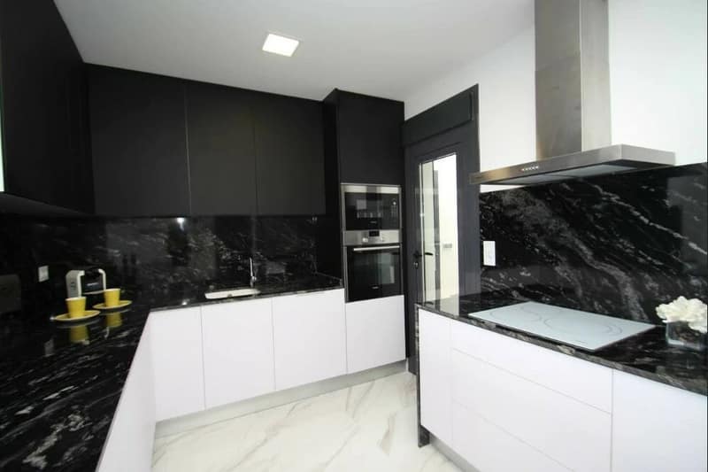 Open photo Listing photo