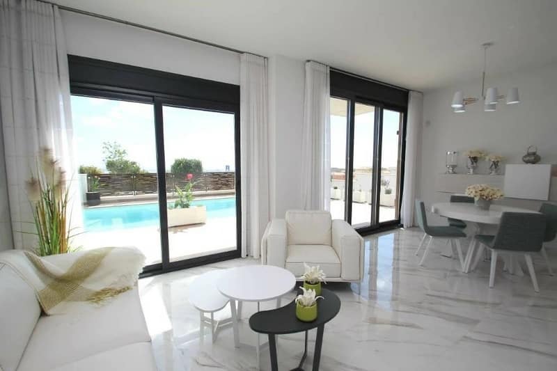 Open photo Listing photo