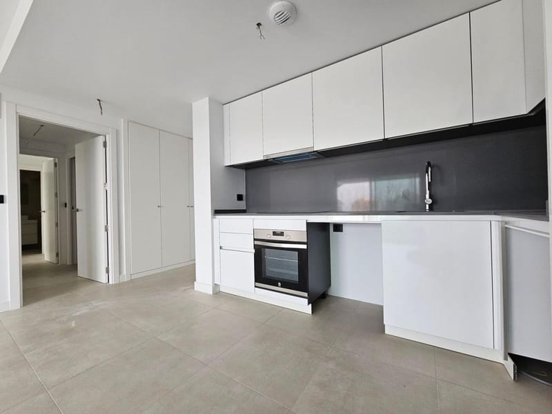 Open photo Listing photo