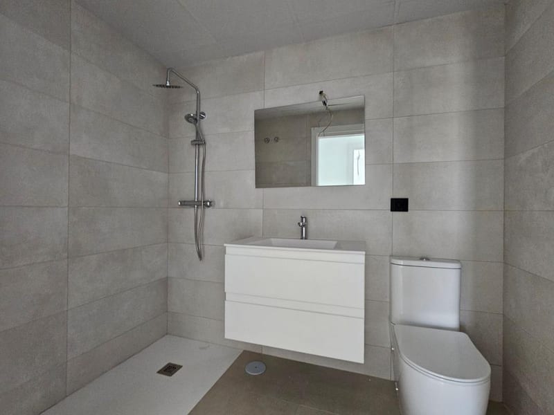 Open photo Listing photo