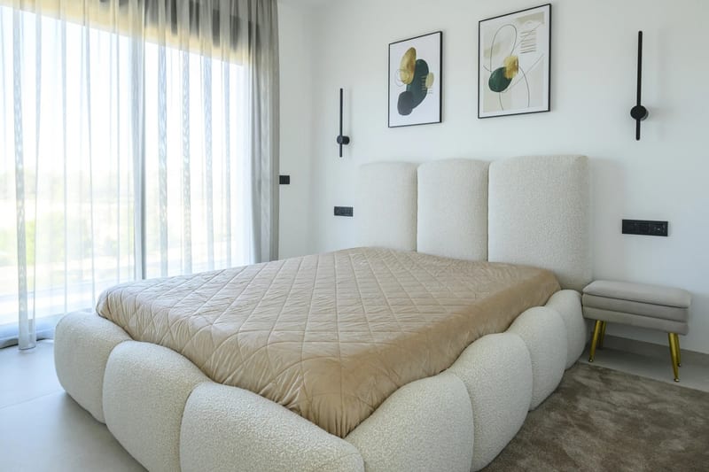 Open photo Listing photo