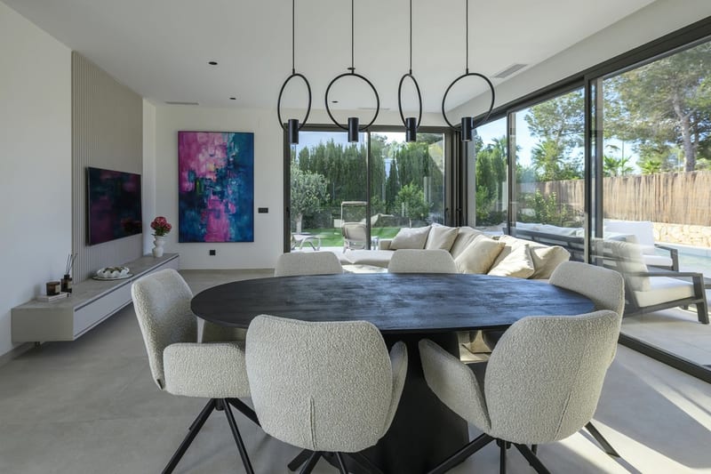 Open photo Listing photo