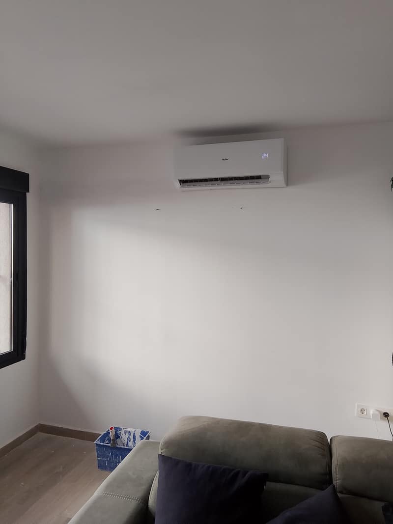Open photo Listing photo
