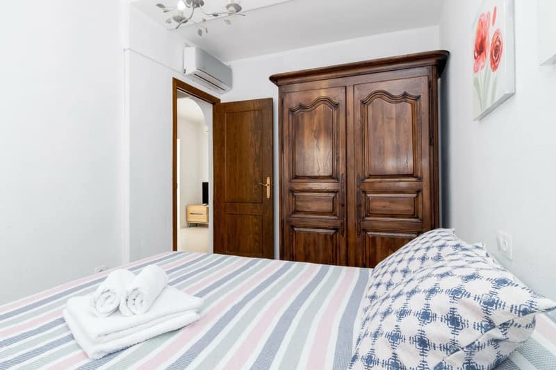 Open photo Listing photo