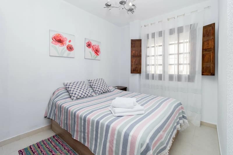 Open photo Listing photo