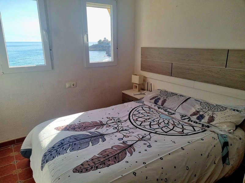 Open photo Listing photo