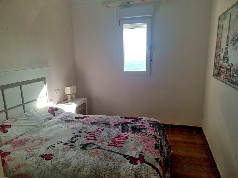 Open photo Listing photo