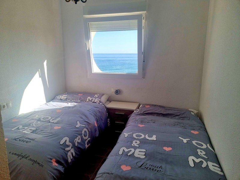 Open photo Listing photo