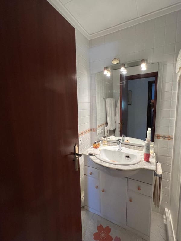 Open photo Listing photo
