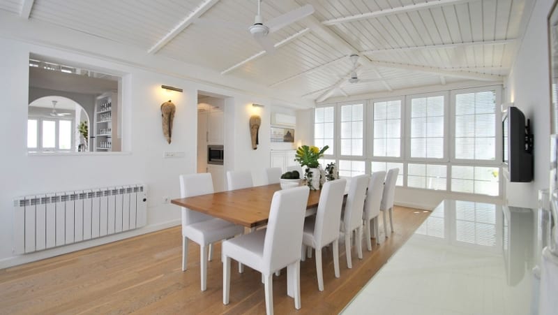 Open photo Listing photo