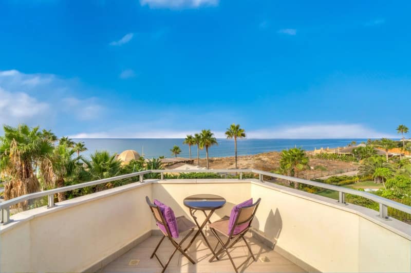 Open photo Listing photo