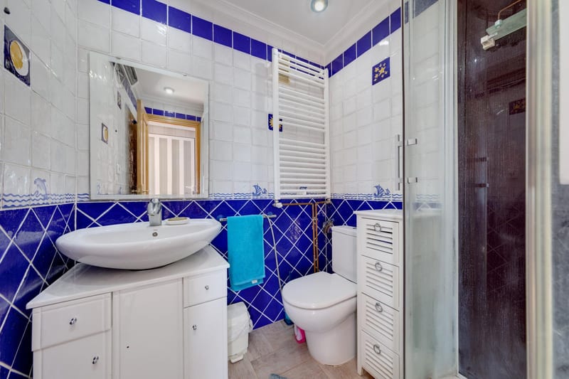 Open photo Listing photo
