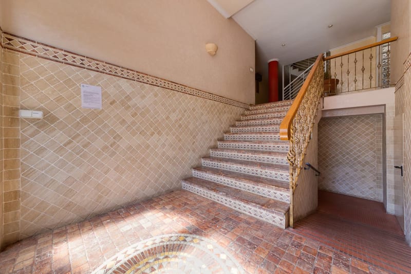 Open photo Listing photo