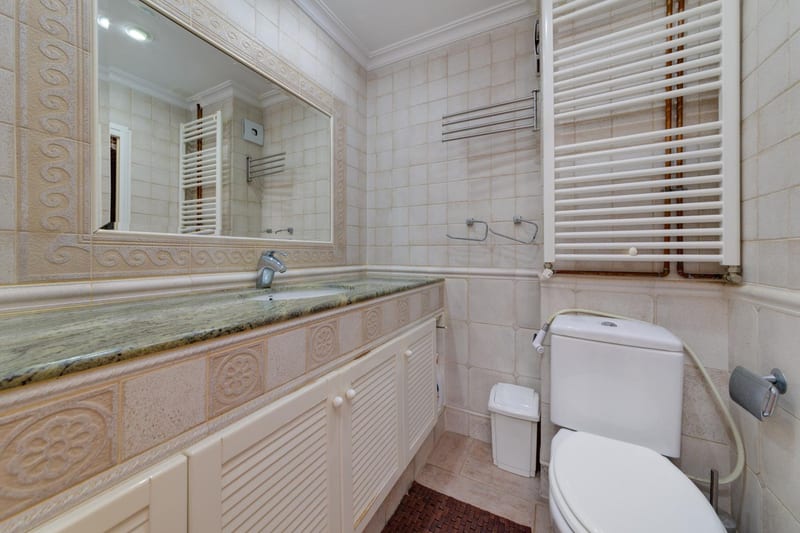 Open photo Listing photo