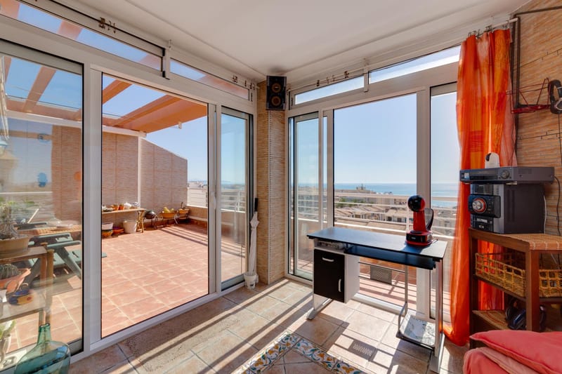 Open photo Listing photo