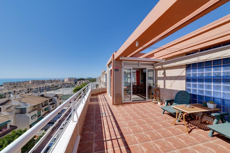 Open photo Listing photo