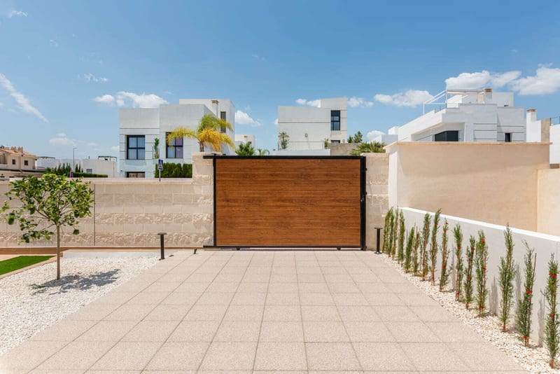 Open photo Listing photo