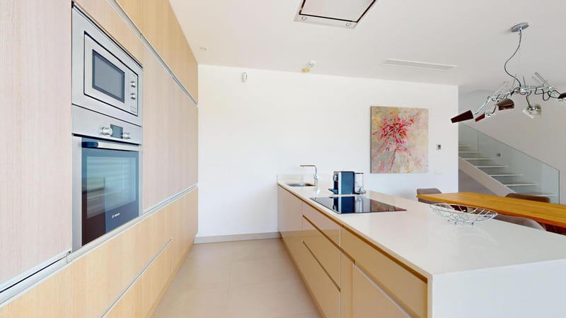 Open photo Listing photo