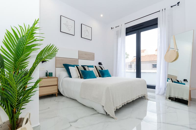 Open photo Listing photo