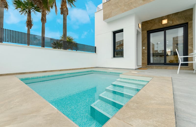 Open photo Listing photo