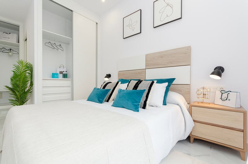 Open photo Listing photo