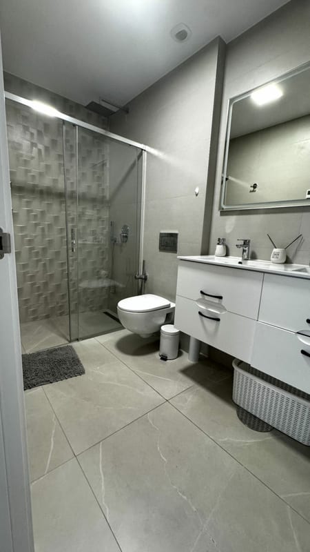Open photo Listing photo