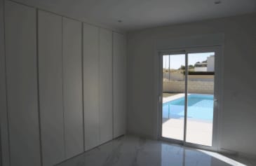 Open photo Listing photo