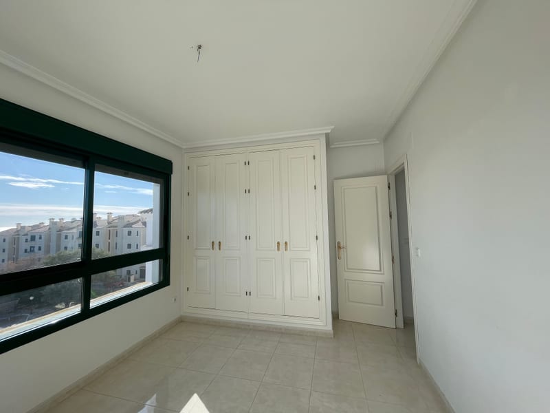 Open photo Listing photo