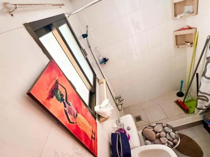 Open photo Listing photo