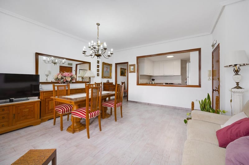 Open photo Listing photo
