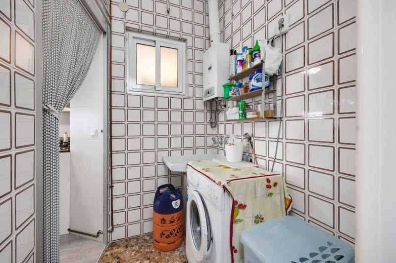 Open photo Listing photo