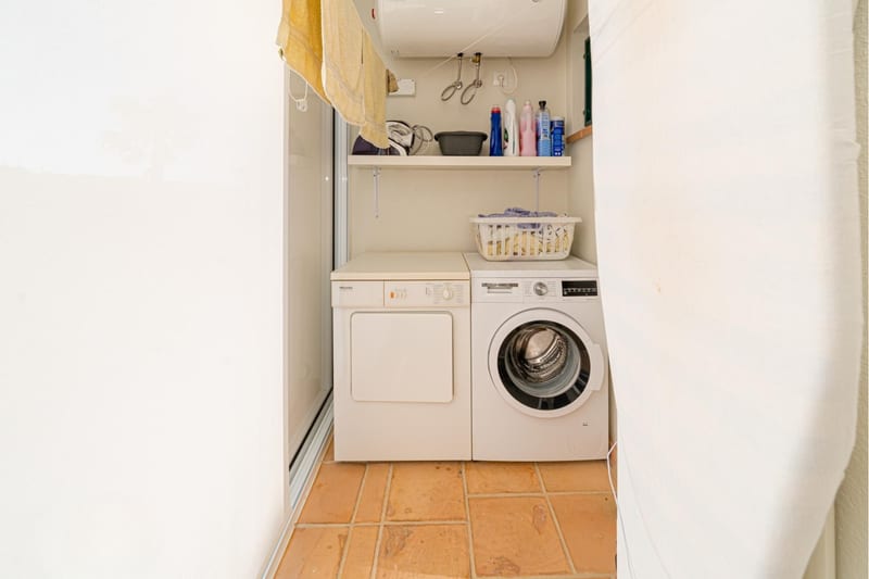 Open photo Listing photo