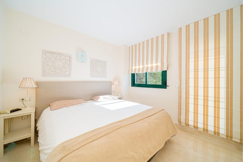 Open photo Listing photo