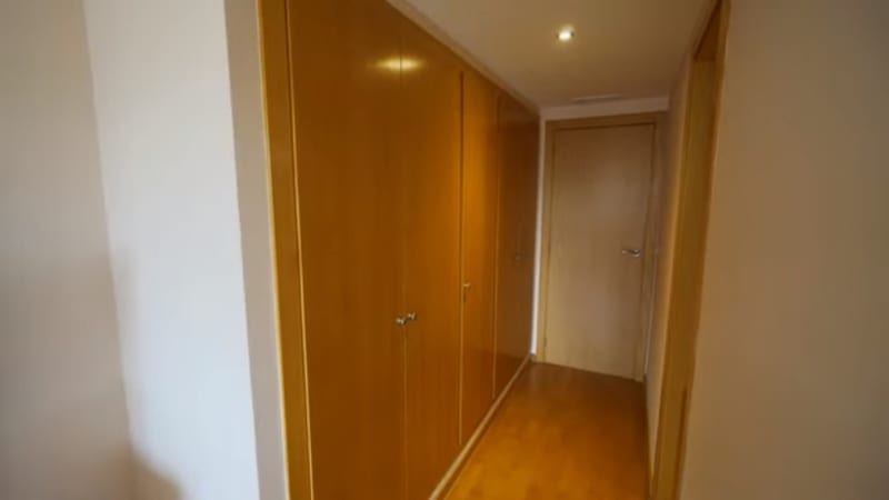 Open photo Listing photo