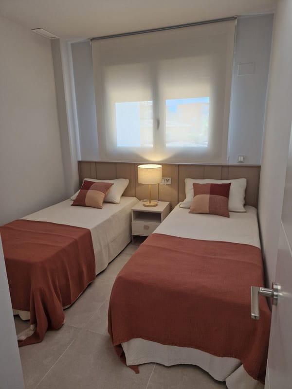 Open photo Listing photo