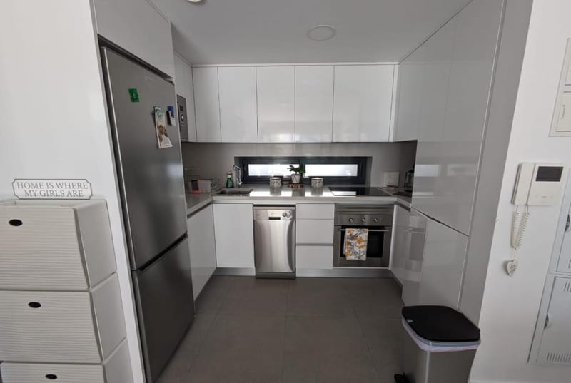 Open photo Listing photo